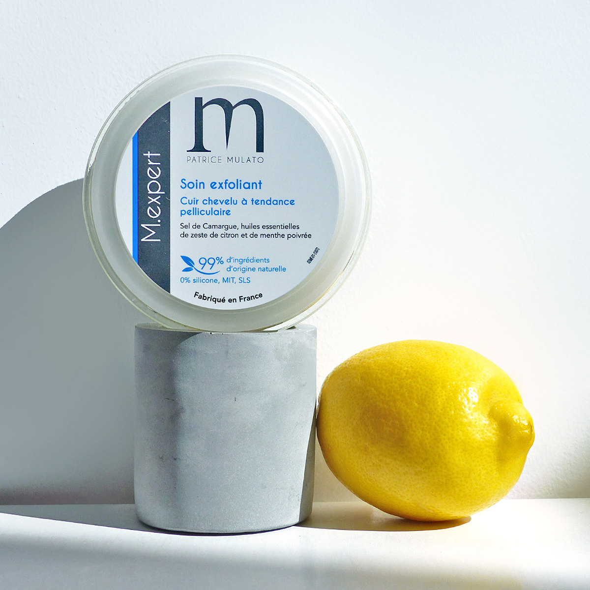 M-Expert-antipelliculaire-soin-exfoliant-ambiance-2 Soin exfoliant ambiance